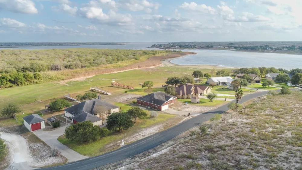 235 Lakeshore Drive Sandia, TX 78383