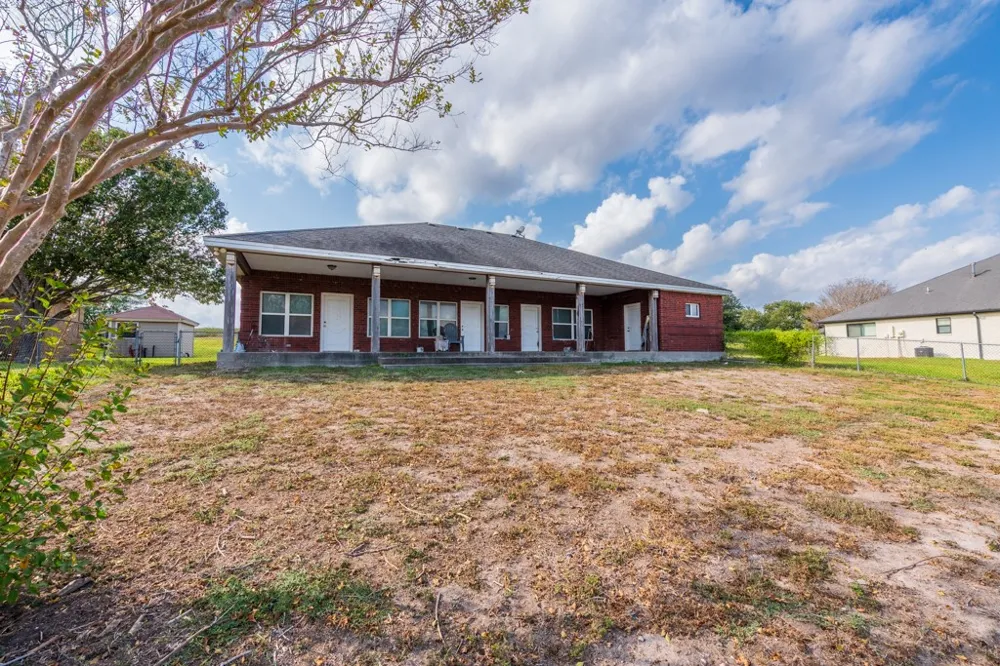 235 Lakeshore Drive Sandia, TX 78383