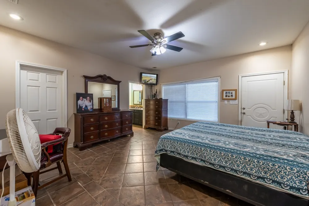 235 Lakeshore Drive Sandia, TX 78383