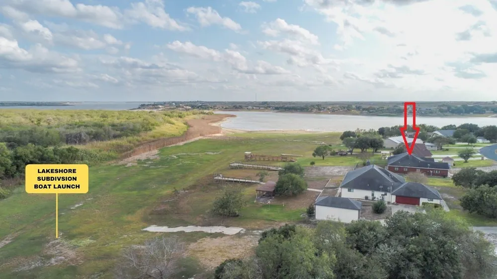 235 Lakeshore Drive Sandia, TX 78383