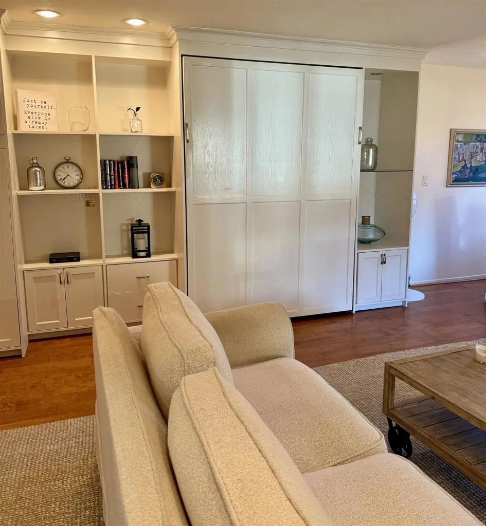 1562 Camino Del Mar #631 Del Mar, CA 92014