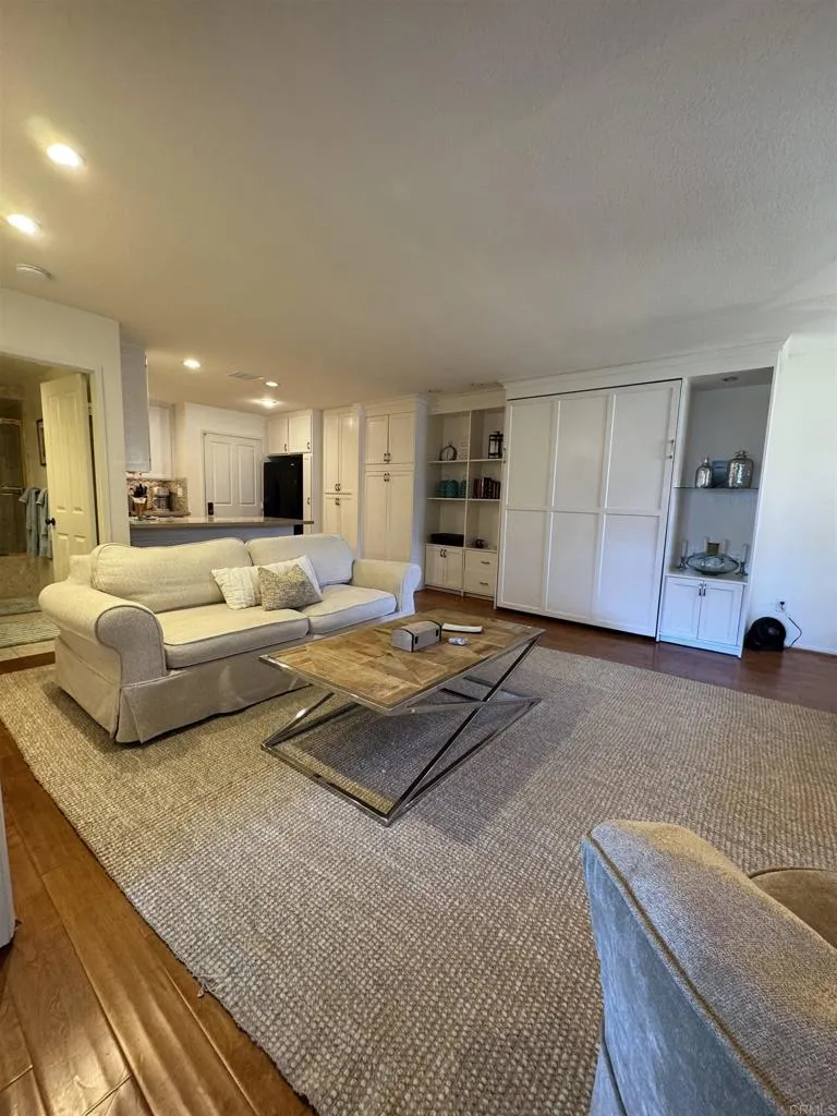 1562 Camino Del Mar #631 Del Mar, CA 92014