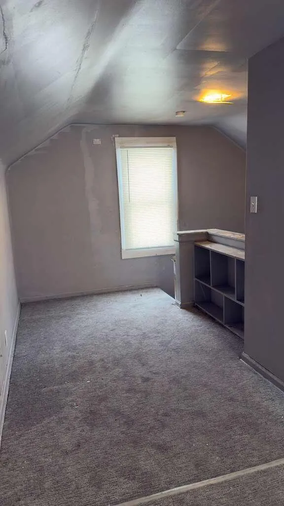 9605 Decatur Street Detroit, MI 48227