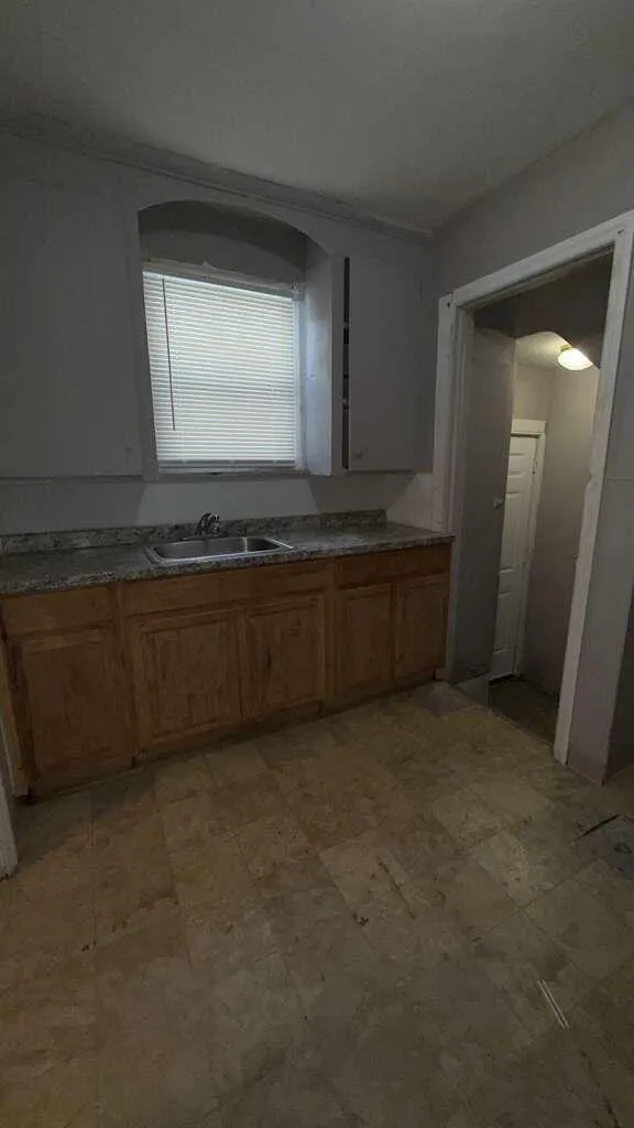 9605 Decatur Street Detroit, MI 48227