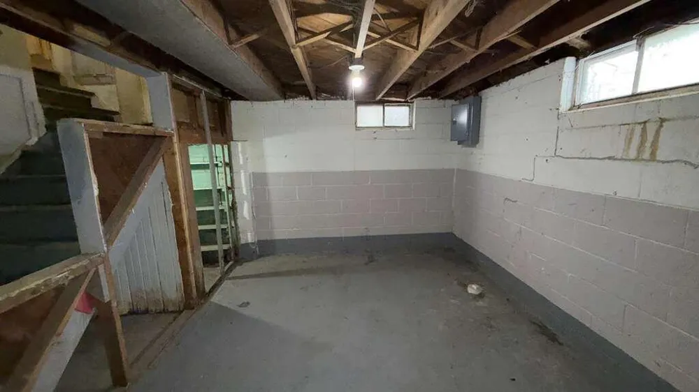 9605 Decatur Street Detroit, MI 48227