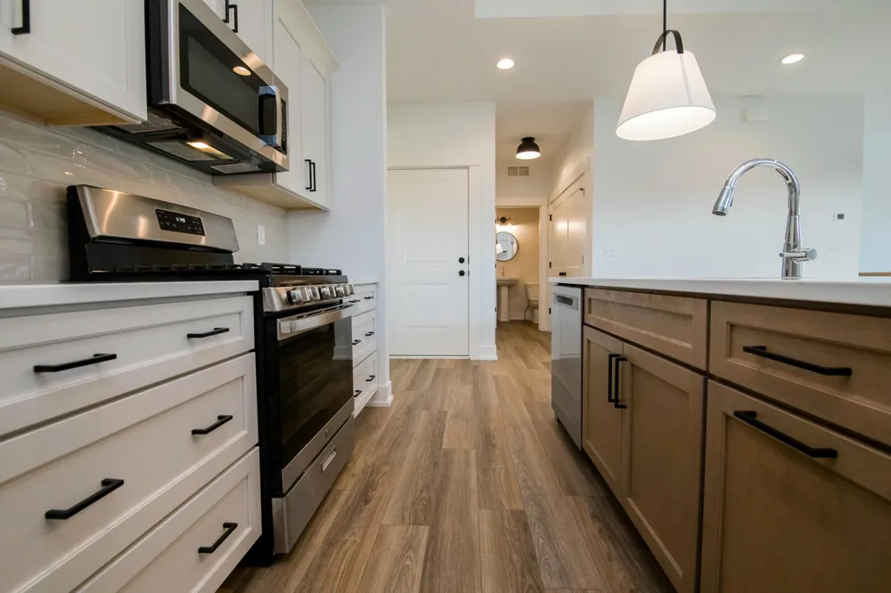 6439 Railbridge Court SE #23 Caledonia Township, MI 49316