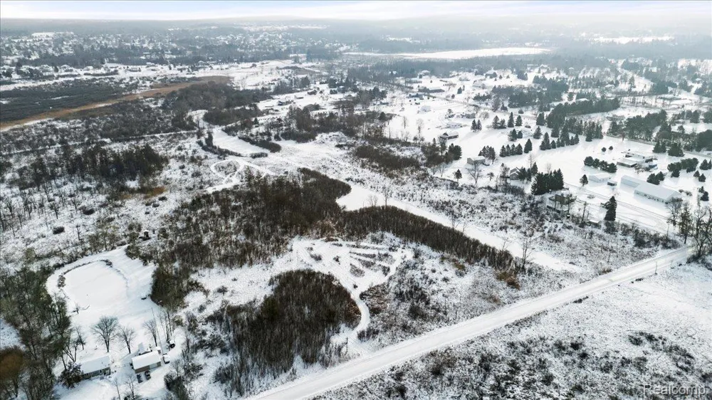 Oakhill Road Brandon Charter Township, MI 48462