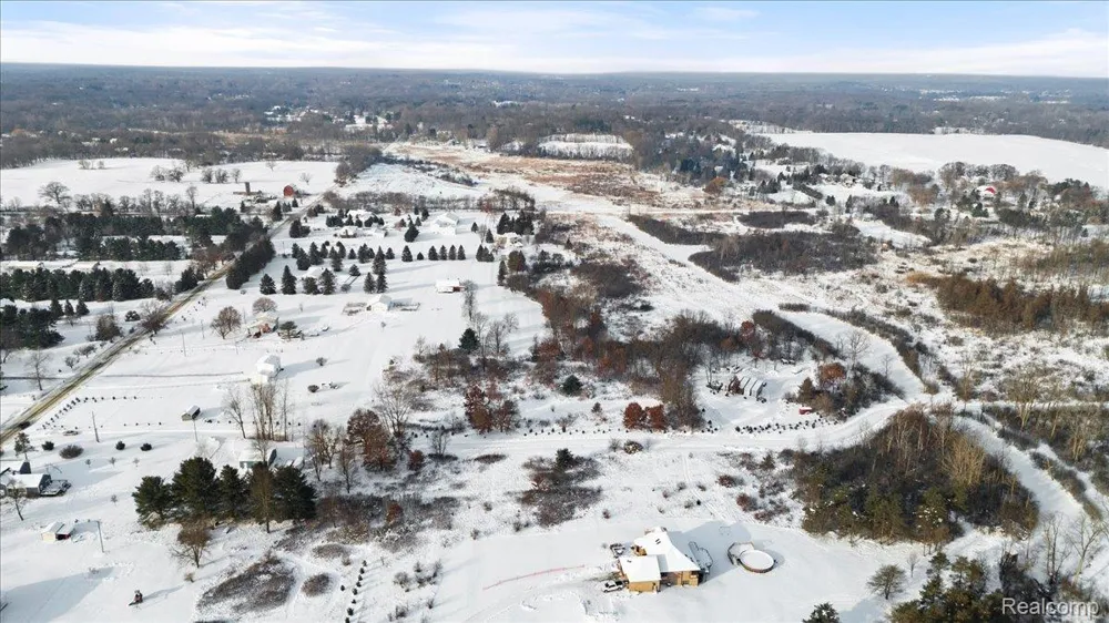 Oakhill Road Brandon Charter Township, MI 48462