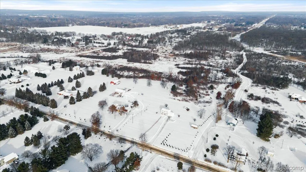 Oakhill Road Brandon Charter Township, MI 48462