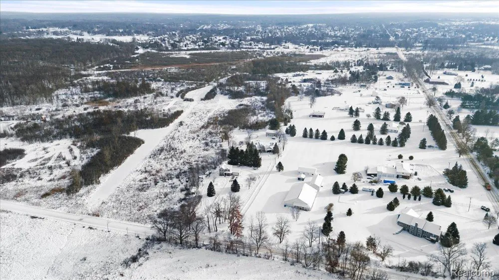 Oakhill Road Brandon Charter Township, MI 48462