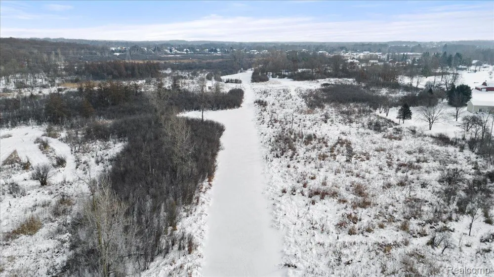 Oakhill Road Brandon Charter Township, MI 48462