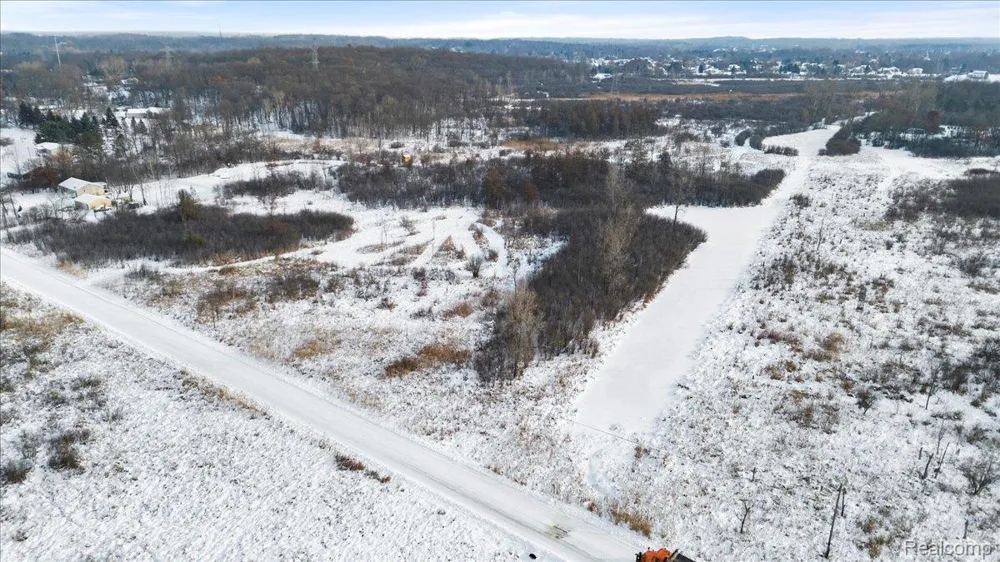 Oakhill Road Brandon Charter Township, MI 48462