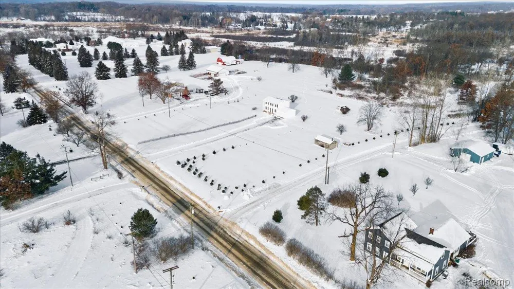 Oakhill Road Brandon Charter Township, MI 48462