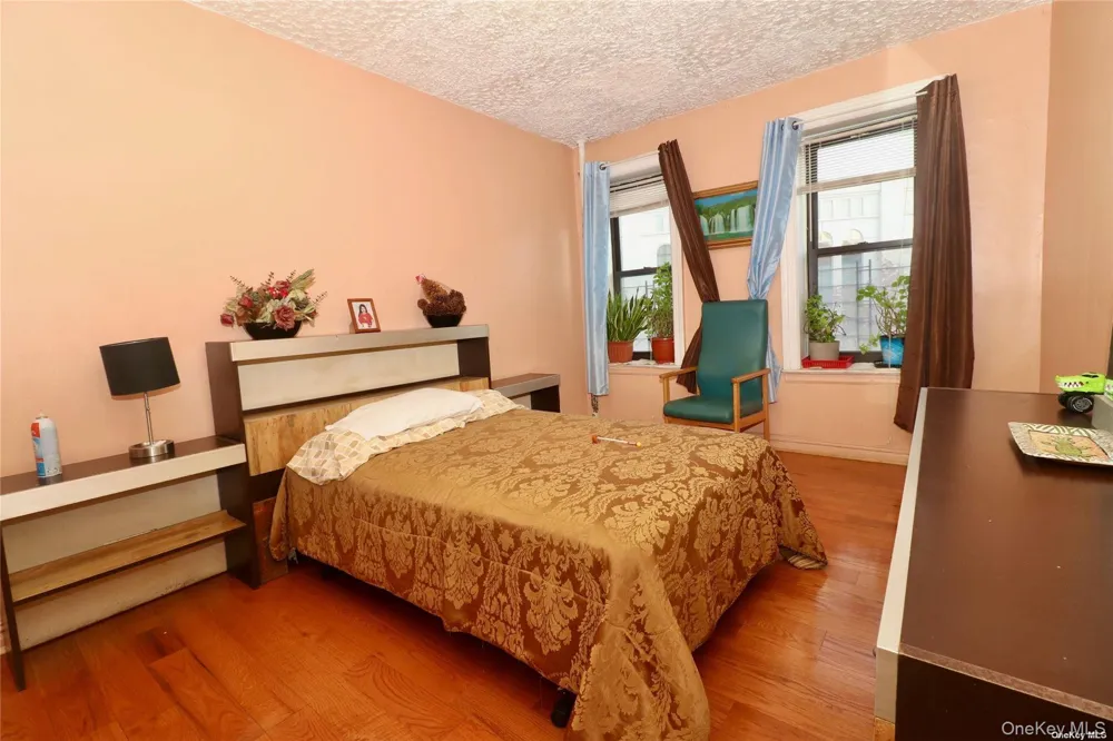 941 Jerome Avenue #6C Bronx, NY 10452