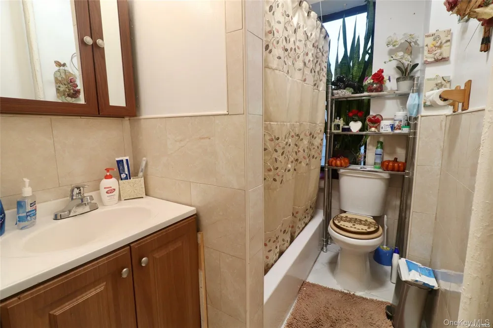 941 Jerome Avenue #6C Bronx, NY 10452