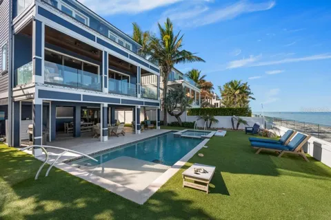 915 SHORE DRIVE