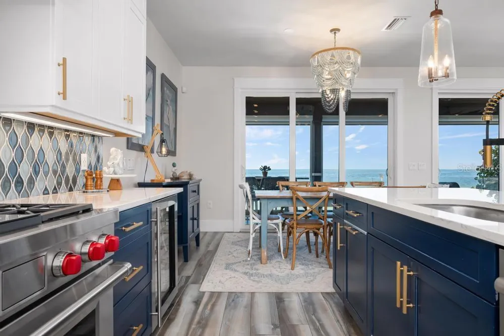 915 SHORE DRIVE Anna Maria, FL 34216