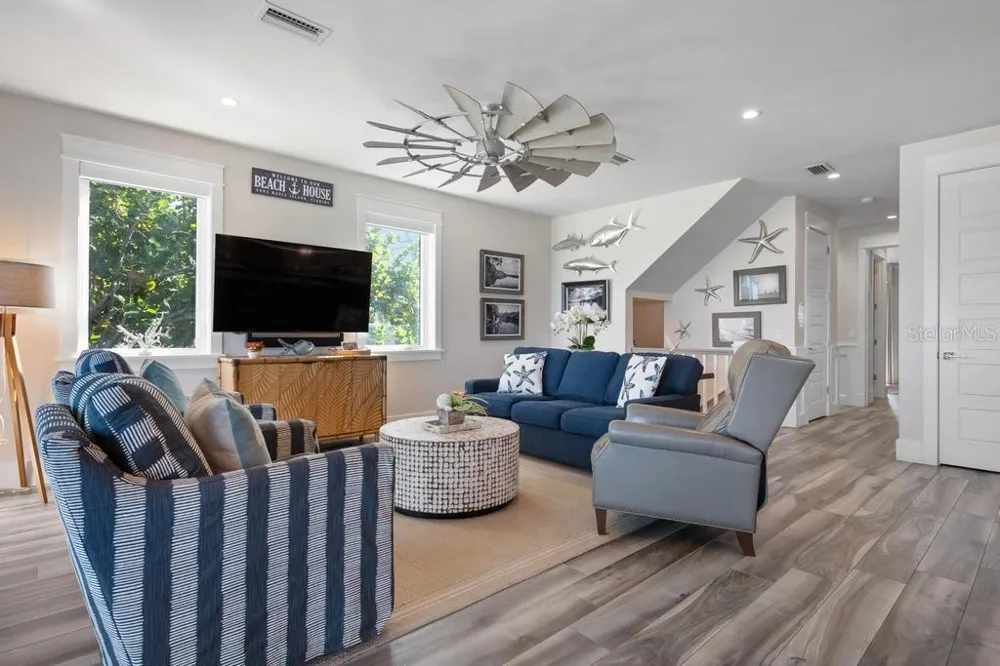 915 SHORE DRIVE Anna Maria, FL 34216