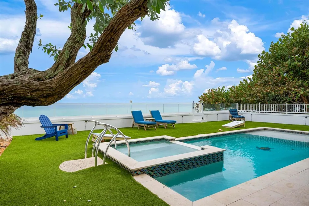 915 SHORE DRIVE Anna Maria, FL 34216