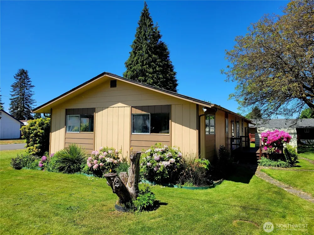 300 Maple Street Toledo, WA 98591