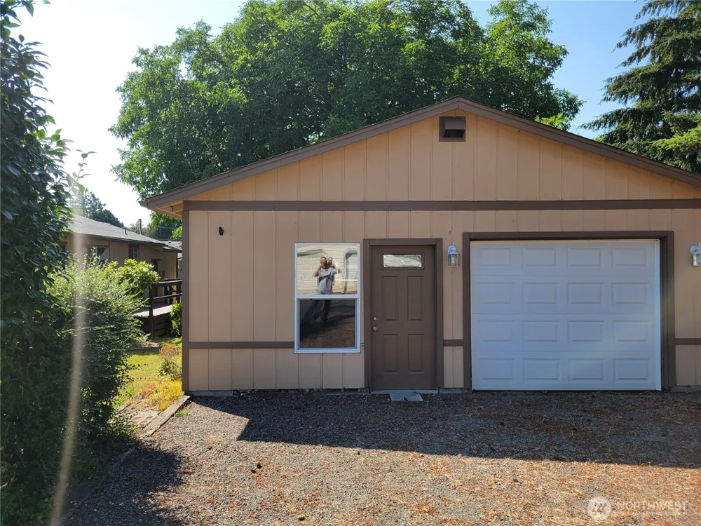 300 Maple Street Toledo, WA 98591