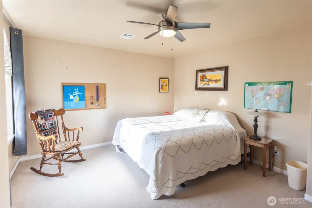 959 SE Sentry Drive College Place, WA 99324