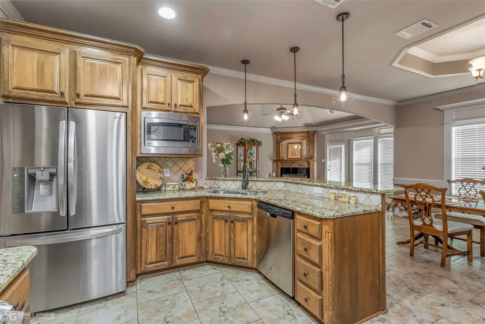 110 St Andrews Lane Benton, LA 71006