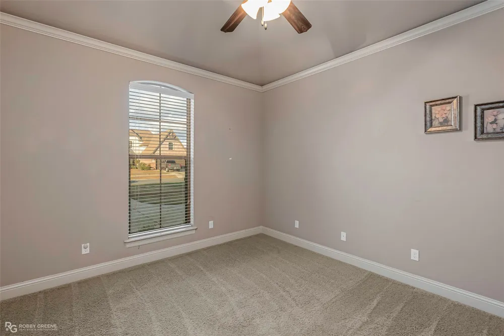 110 St Andrews Lane Benton, LA 71006