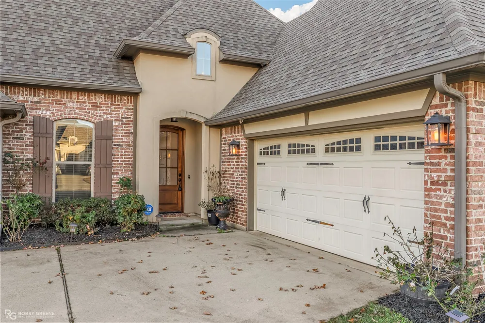 110 St Andrews Lane Benton, LA 71006