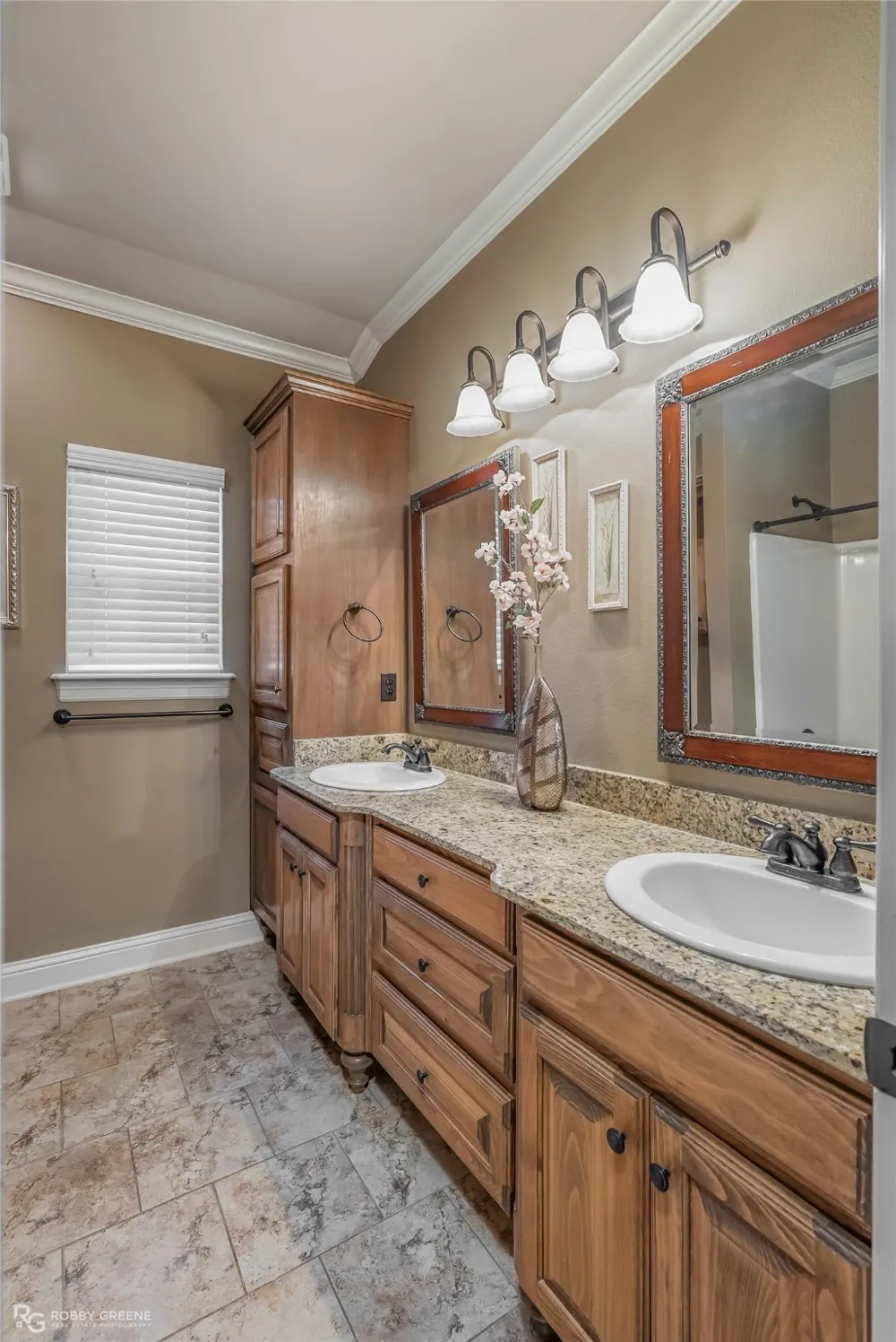 110 St Andrews Lane Benton, LA 71006