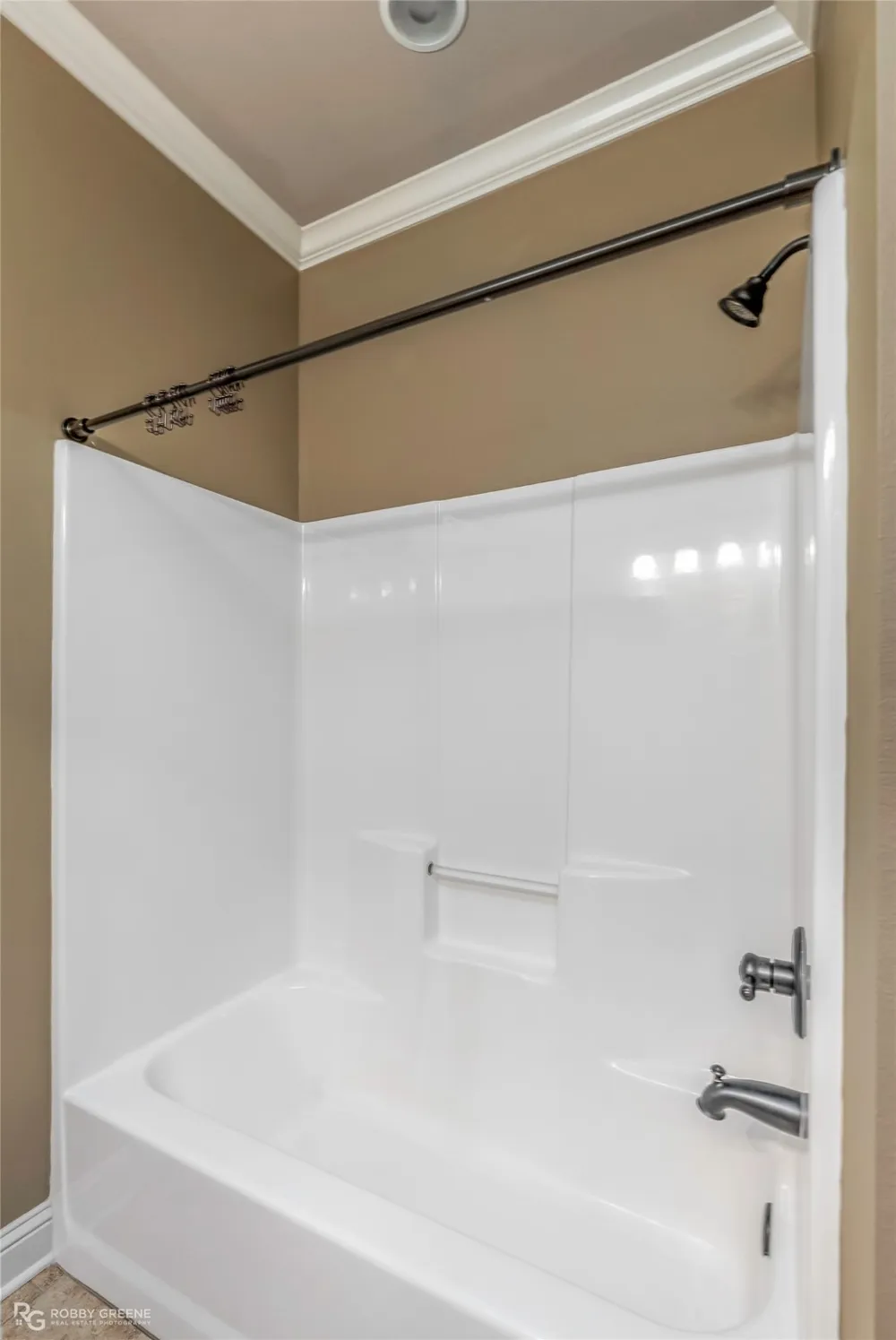 110 St Andrews Lane Benton, LA 71006