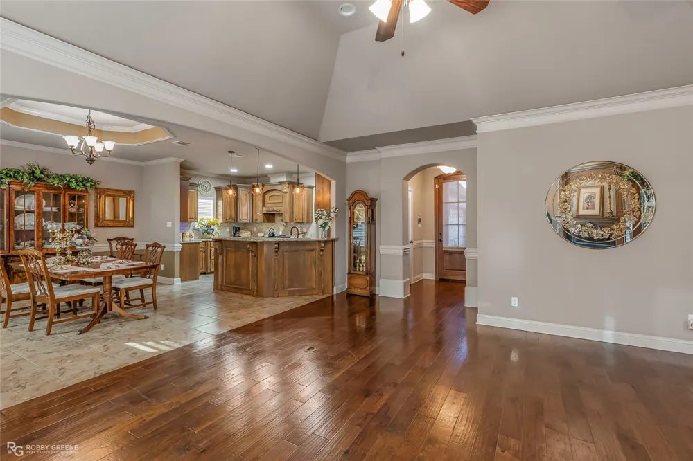 110 St Andrews Lane Benton, LA 71006