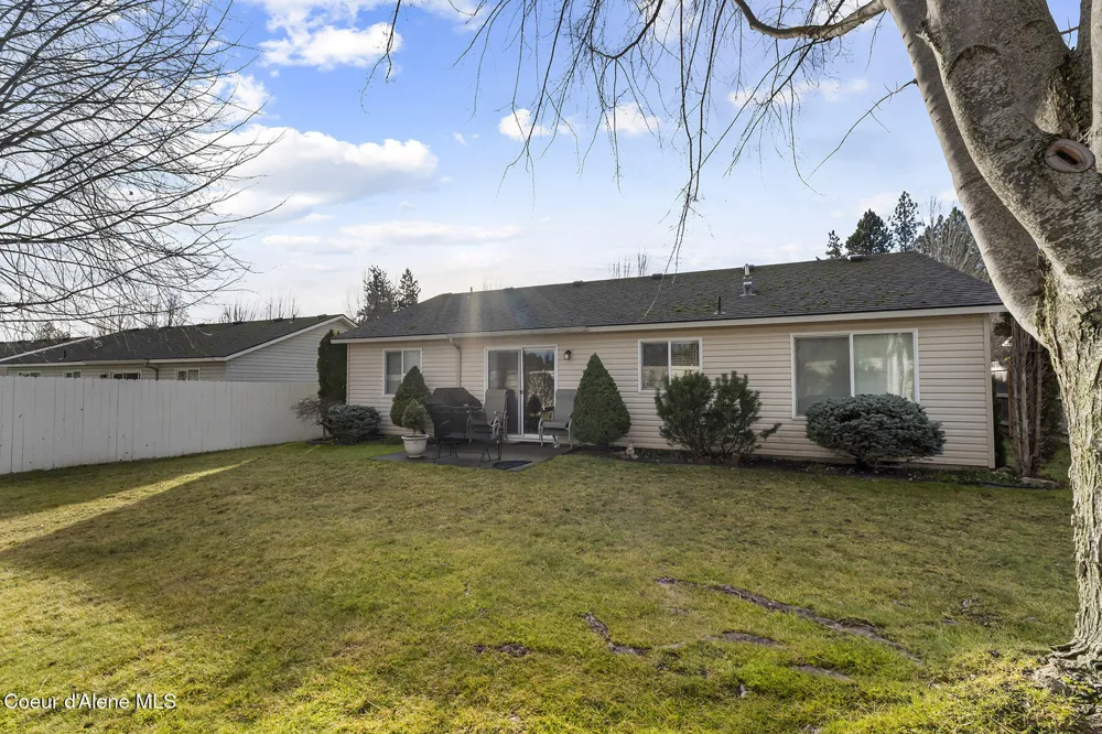 5377 E STEAMBOAT BND Post Falls, ID 83854