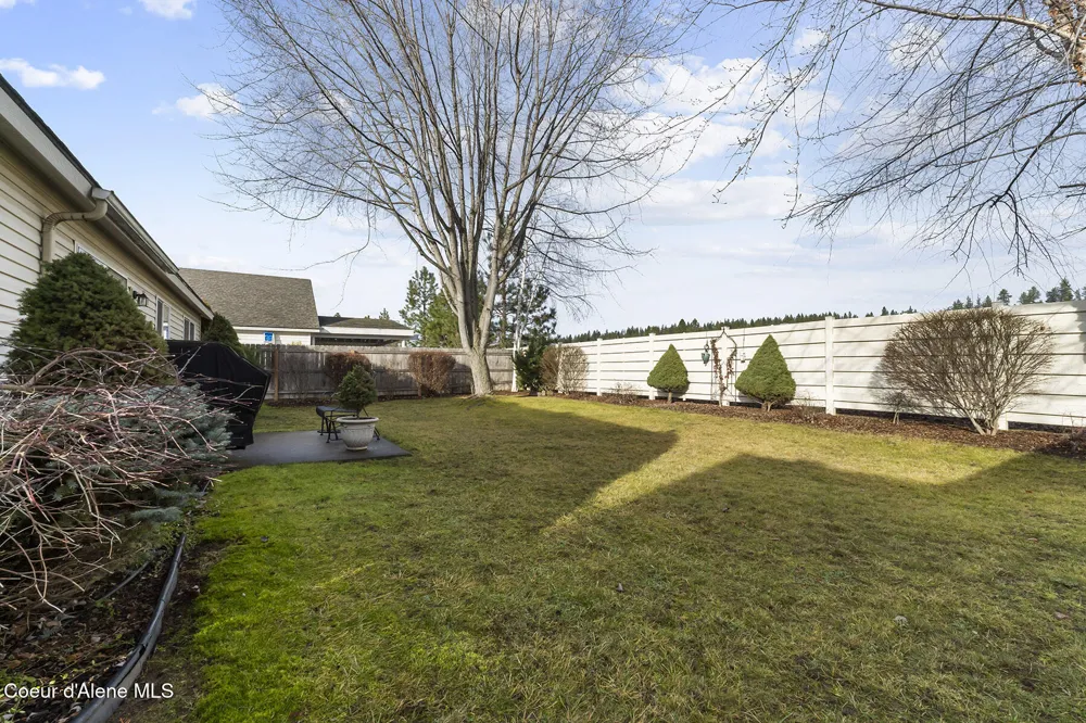 5377 E STEAMBOAT BND Post Falls, ID 83854