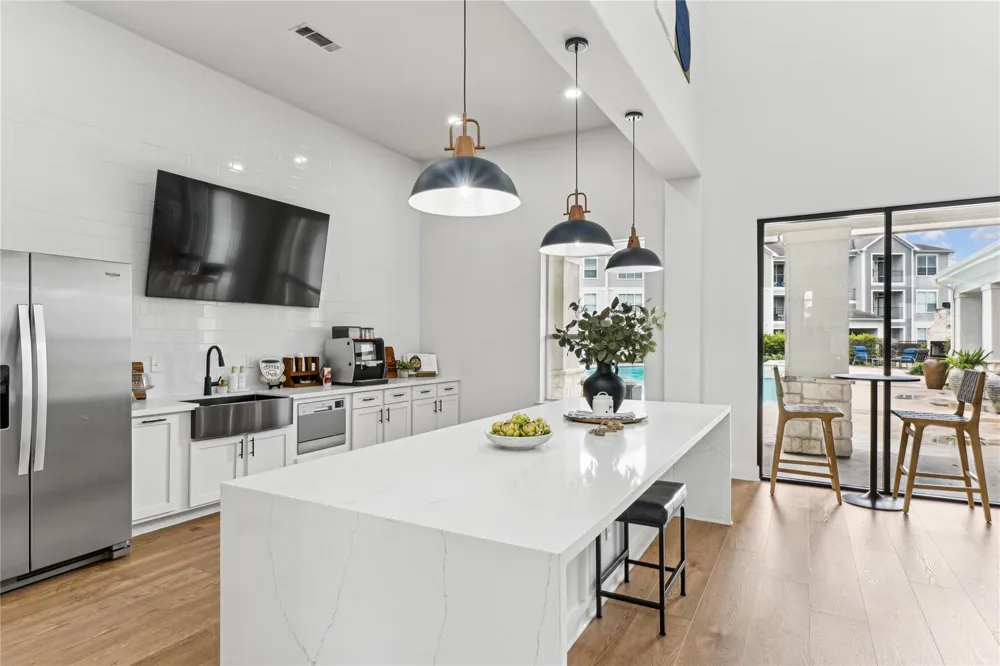 14807 Woodland Hills Drive #3309 Houston, TX 77396