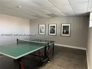 200 Leslie Dr #303 Hallandale Beach, FL 33009