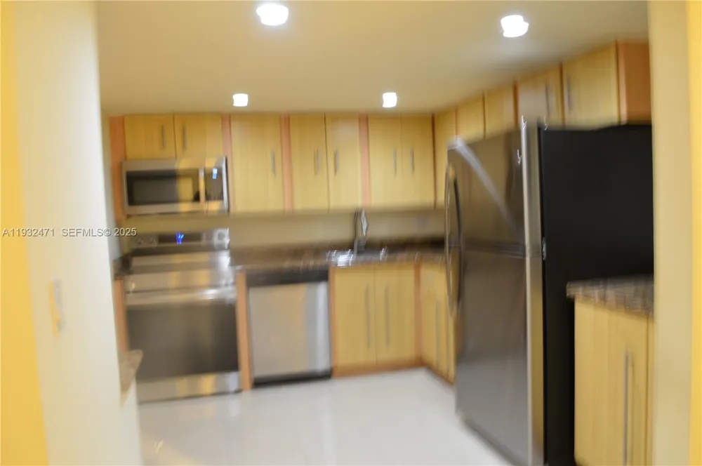 200 Leslie Dr #303 Hallandale Beach, FL 33009