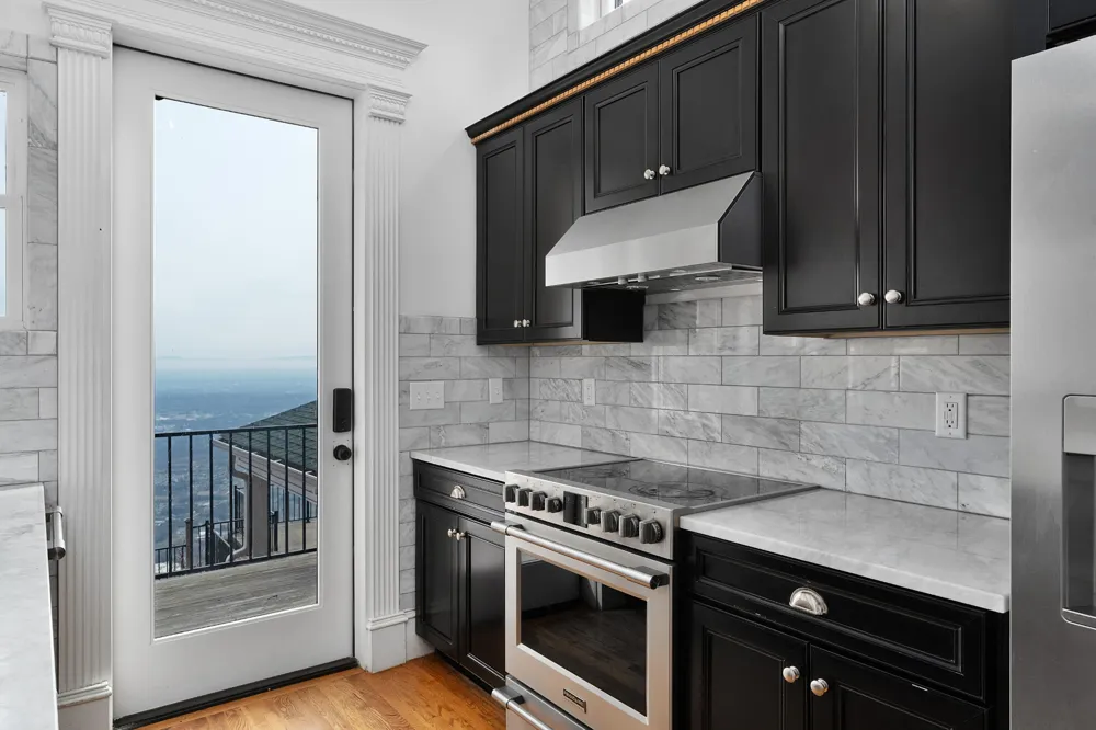 1115 E Brow Road Lookout Mountain, TN 37350