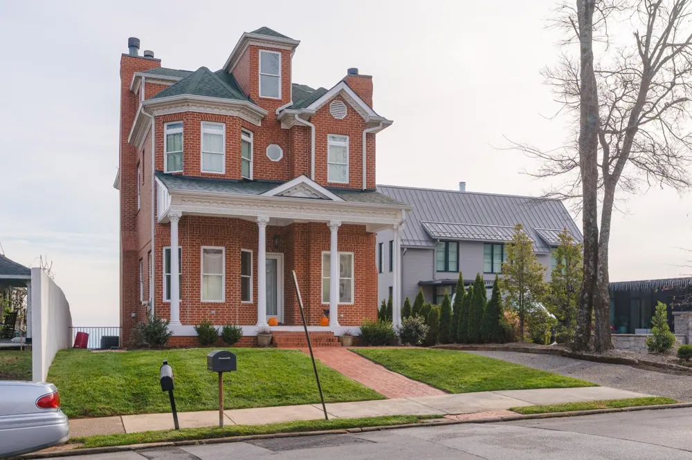 1115 E Brow Road Lookout Mountain, TN 37350