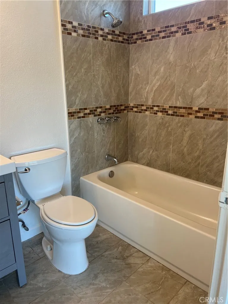 454 E Avenue Q3 #8 Palmdale, CA 93550