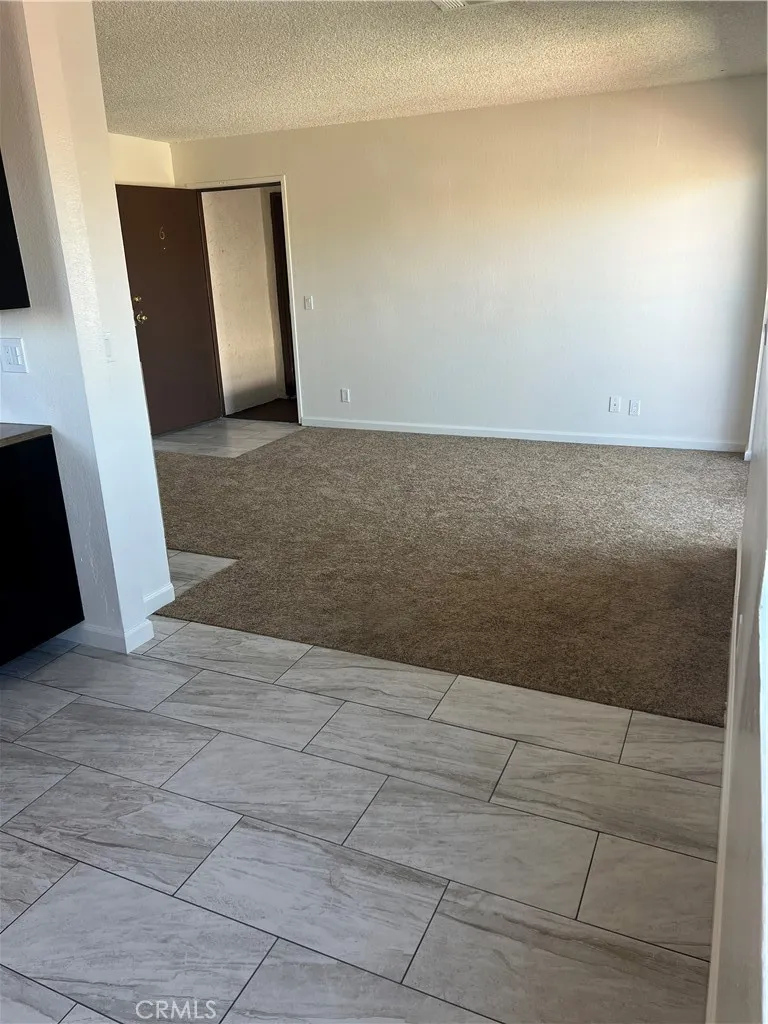 454 E Avenue Q3 #8 Palmdale, CA 93550