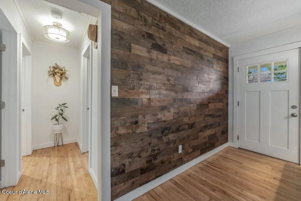522 Boyer Avenue Sandpoint, ID 83864