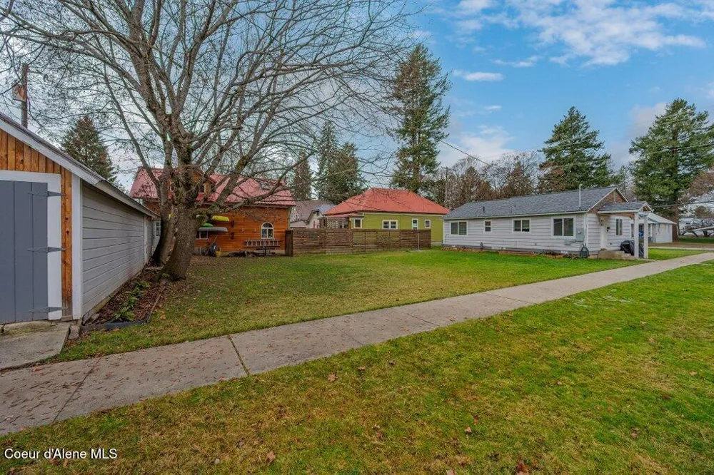 522 Boyer Avenue Sandpoint, ID 83864