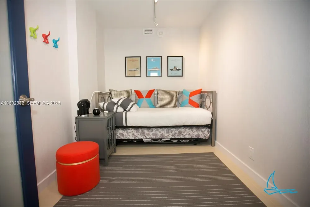 8877 Collins Ave #805 Surfside, FL 33154