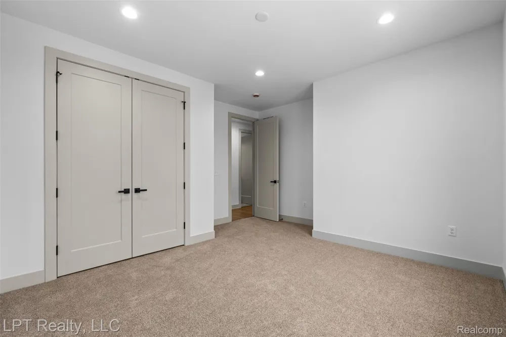 525 Walnut Street Brighton City, MI 48116