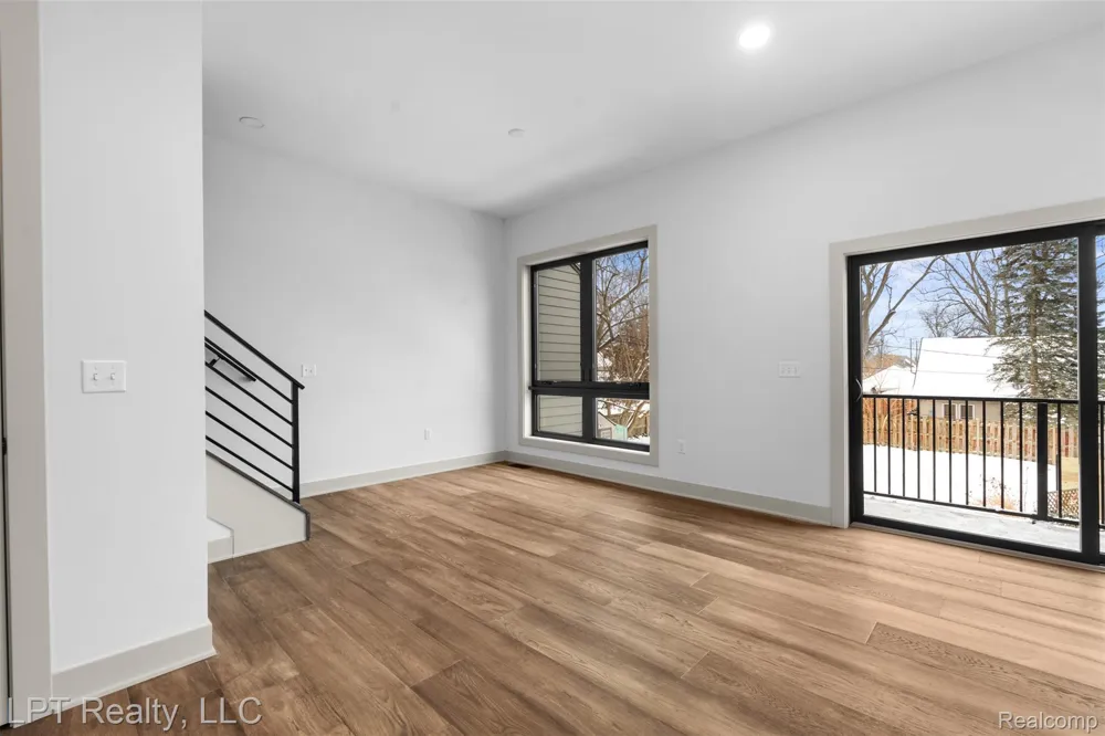 525 Walnut Street Brighton City, MI 48116