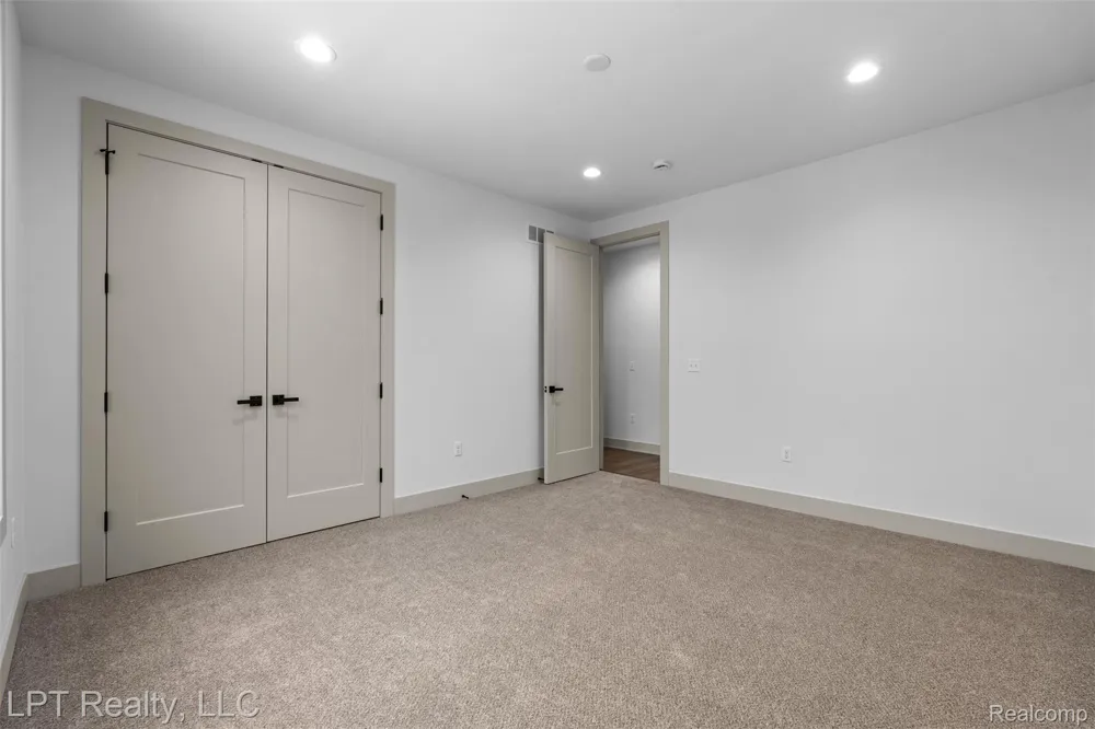 525 Walnut Street Brighton City, MI 48116