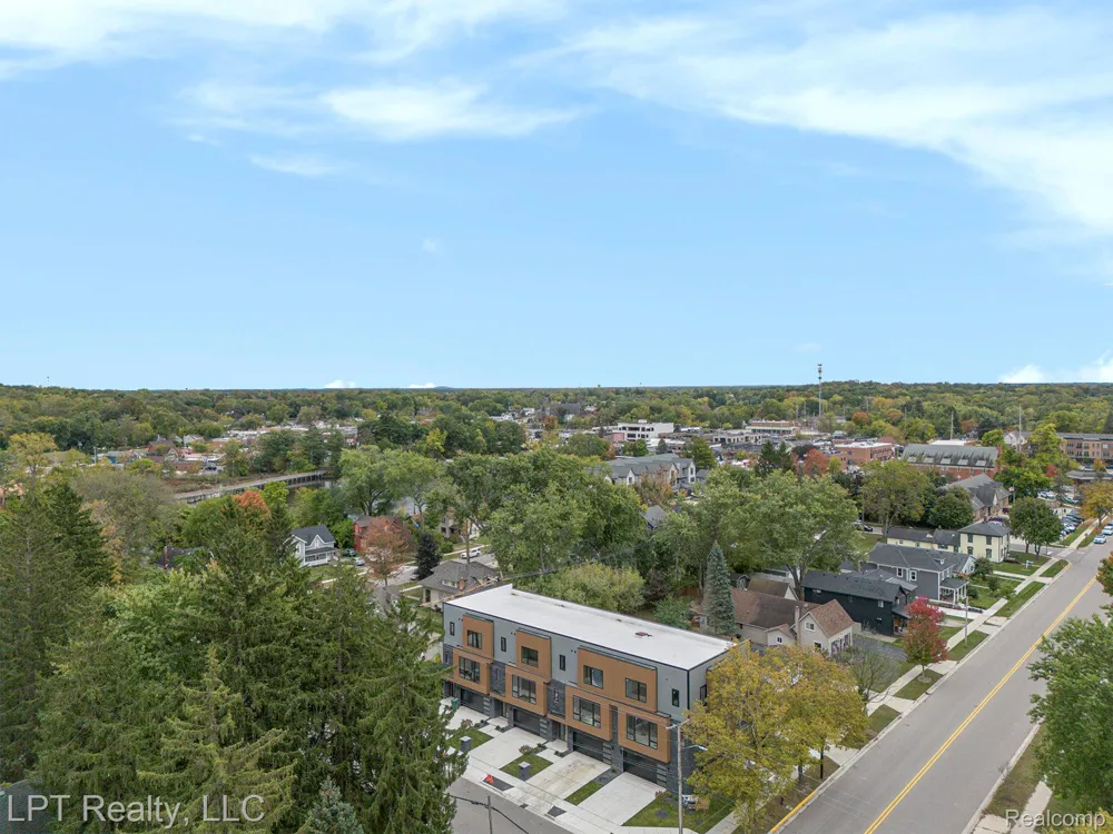 525 Walnut Street Brighton City, MI 48116