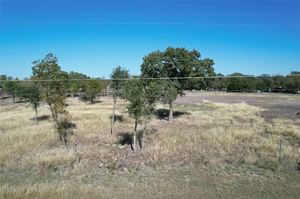 3520 Simmons Road Belton, TX 76513