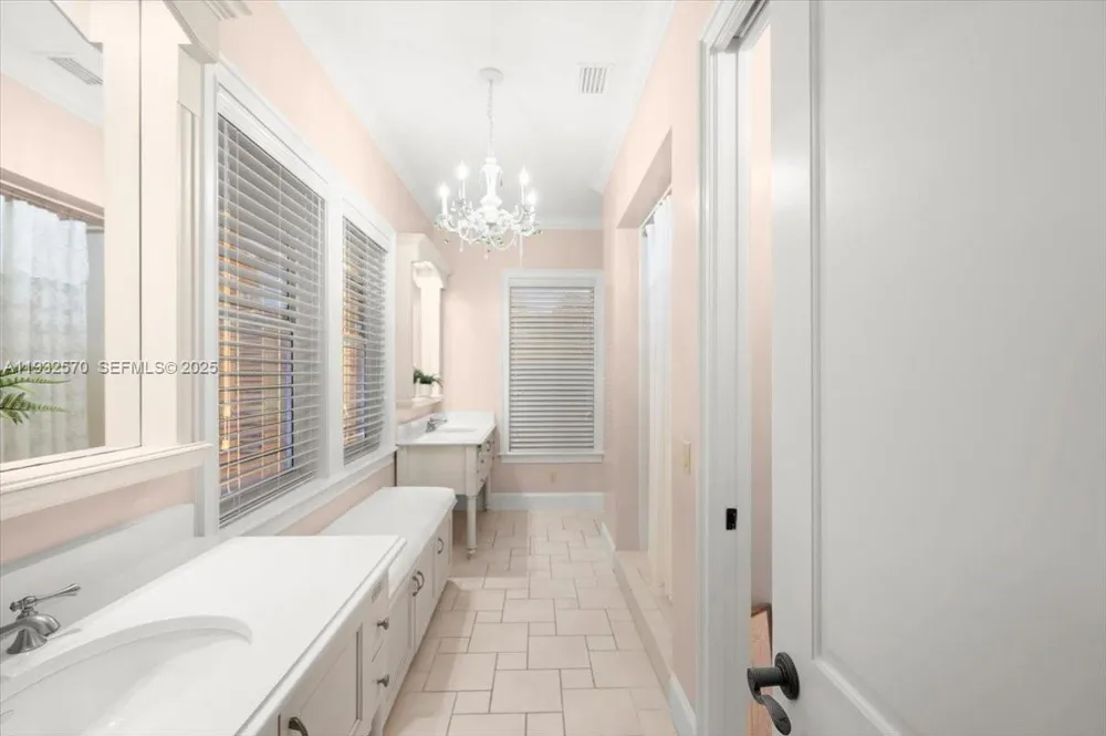 12 Tidewater Dr Ormond Beach, FL 32174